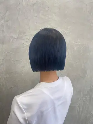 ショート カラー 佐伯 鼓乃美のヘアスタイル