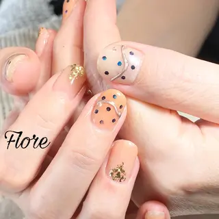 ネイル Flore (フロール)の眉毛・アイブロウイメージ