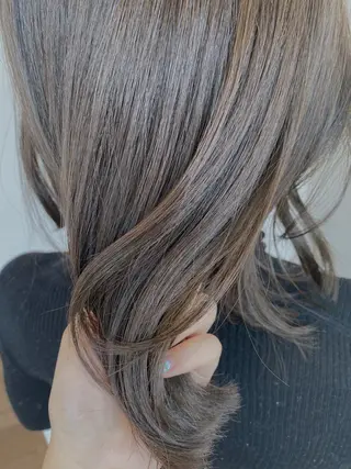 セミロング カラー 🥣 hashi 🛋️のヘアスタイル