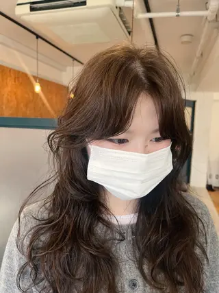 ロング カラー 暖色/パーマ 🌼クニトウメイのヘアスタイル