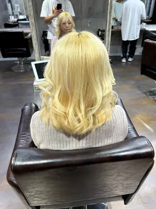 ミディアム カラー 😇極上カット😇ハ イトーンカラー😇のヘアスタイル