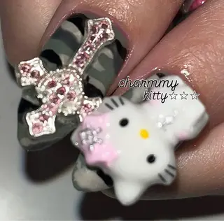 ネイル moca心斎橋所属・˚✧⁺⭐︎༚moca miyuu⁎⁺˳✧༚のネイルデザイン