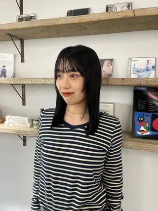 ミディアム 本間 かえでのヘアスタイル