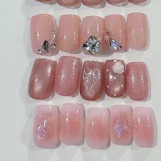 ネイル nailsalon blast所属・atelier univ.のネイルデザイン