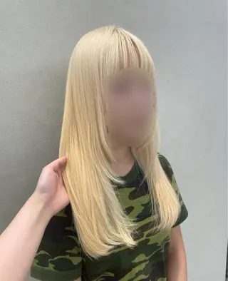 カラー YUE(ユエ)☁️ アユナのヘアスタイル