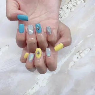 ネイル さくら所属・Nailist Risaのネイルデザイン