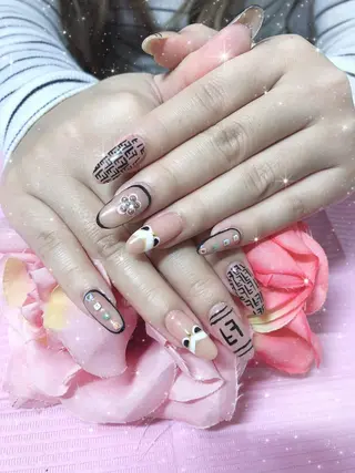 ミディアム ネイル 《LB》ラブリエ Nail&eyeのマツエク・マツパデザイン