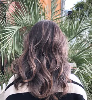 セミロング カラー 【店長】大根 亮太のヘアスタイル