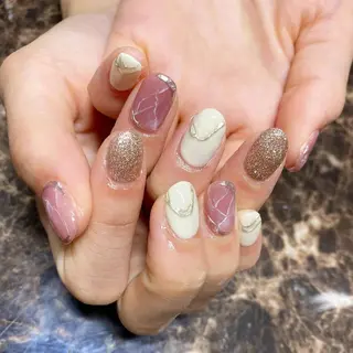 ネイル IROHA Nail 矢掛萌子のネイルデザイン