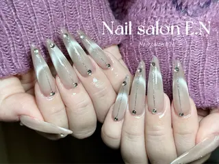 ネイル E.N🦋 長さ出し/持ち込みのネイルデザイン