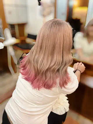カラー G.O.A.T hair所属・Karen ✂︎GOAThairのヘアスタイル