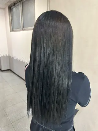 ロング カラー 坂 美来乃のヘアスタイル