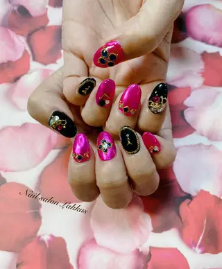 ネイル Lakkus T－CHIのネイルデザイン