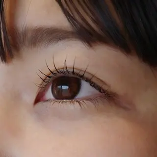 マツエク・マツパ 安藤 結花のヘアスタイル