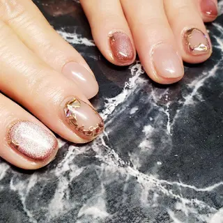 ショート ネイル クロキ 。のネイルデザイン