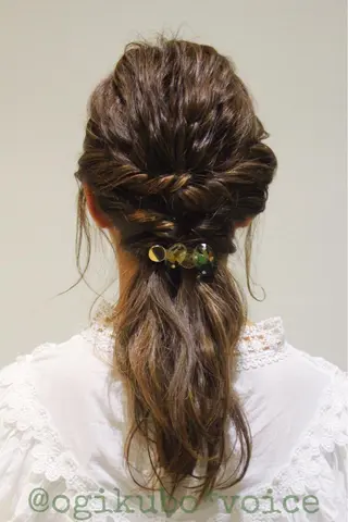 ミディアム ヘアアレンジ ショート×カラー 🦊堀米早紀【荻窪】のヘアスタイル