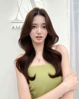 ロング カラー 韓国ヘア　紗希 🦋のヘアスタイル