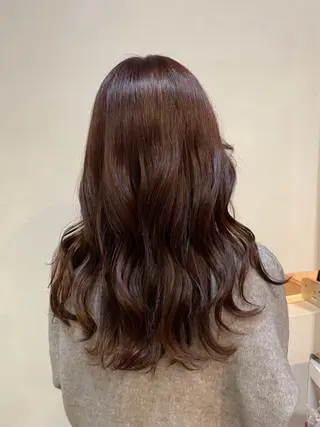 ロング カラー 宮﨑 芙慈のヘアスタイル