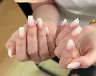 ネイル 高木 維麗絲のネイルデザイン