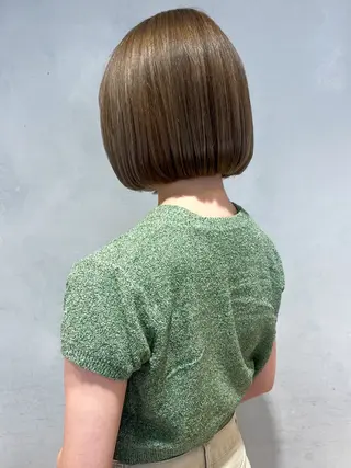 ショート カラー 地毛風ストレート ミニボブ🌷江梨🍎のヘアスタイル