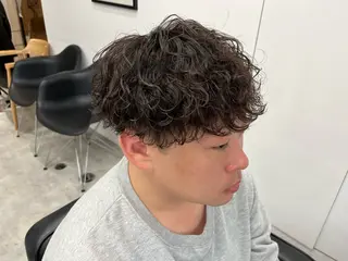 ショート パーマ メンズ 波巻きスパイラル🌀 新潟/万代/山下優のヘアスタイル