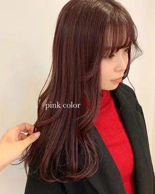 ロング カラー 佐藤 永夏のヘアスタイル