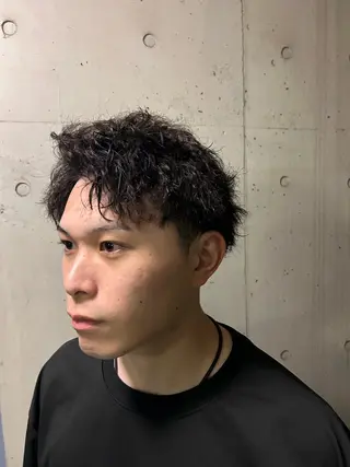 ショート パーマ Liberte所属・鈴木 恵太のヘアスタイル