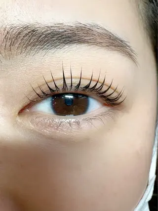 マツエク・マツパ Be_beauty studio所属・あや 🐰ྀིの眉毛・アイブロウイメージ