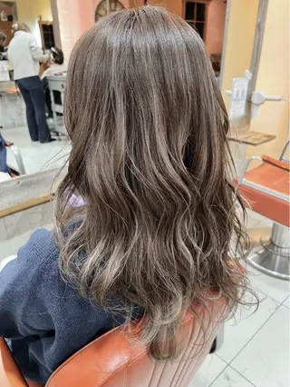 カラー 今村 日和のヘアスタイル