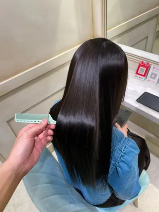 ロング 🟠髪質改善縮毛矯正 YUTO🟠のヘアスタイル