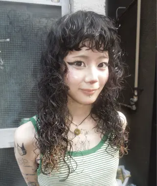 ミディアム カラー タマキ/似合わせ カット/Wカラーのヘアスタイル