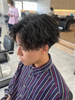 ショート パーマ メンズ 波巻きスパイラル🌀 新潟/万代/山下優のヘアスタイル