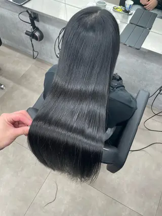 セミロング 縮毛矯正支持率👑 No.1 SORAのヘアスタイル