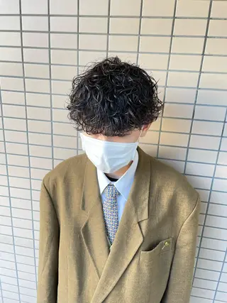 ショート カラー パーマ ヘアアレンジ メンズ アイブロウ スパイキー/フェザー /波巻き/かいとのヘアスタイル