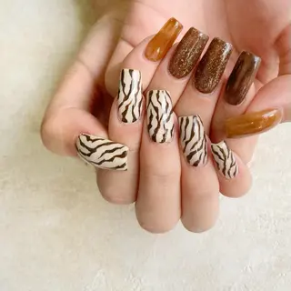 ネイル crestnail所属・小林 束紗のネイルデザイン