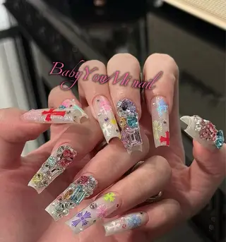 ネイル 相沢 さやかのネイルデザイン