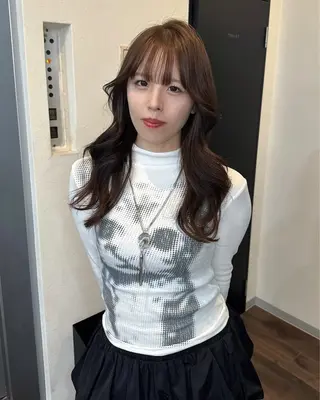 ロング 韓国レイヤー💖 ハイトーン🍒ྀིのヘアスタイル