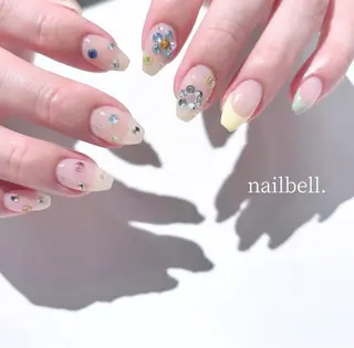 ネイル 大人可愛いネイル🎗 Hinaのネイルデザイン