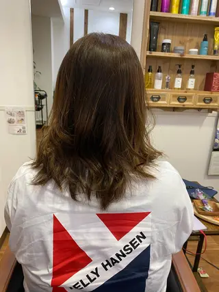 カラー flower所属・奥井 姫華のヘアスタイル