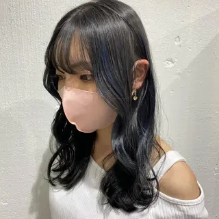 セミロング kai .のヘアスタイル