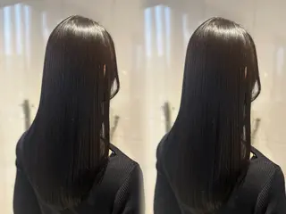 ロング メンズバレイヤージュ 斉藤春のヘアスタイル