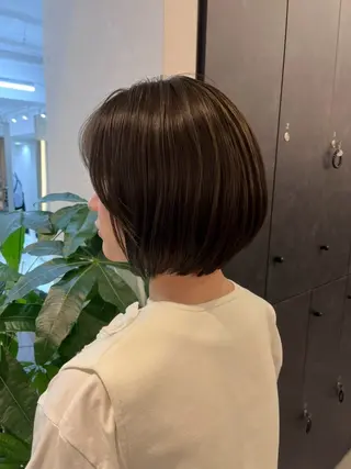 ショート カラー パーマ Ｖｉｏｔ  銀座 樋口 桃佳のヘアスタイル