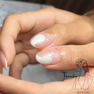 ネイル freesia Manamiのネイルデザイン