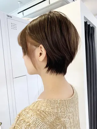 ショート レイヤー×縮毛矯正 深見 拓のヘアスタイル