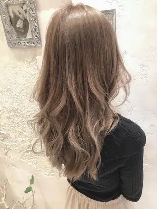 セミロング カラー レイヤーカット/ 顔周り 五島巨幹のヘアスタイル