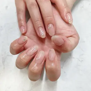 ネイル sol所属・sol. ¨̮ 𓇼 yunaのネイルデザイン