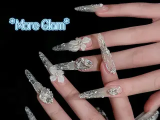 ネイル MoreGlam Nailsのネイルデザイン