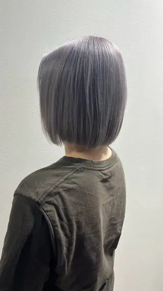 ショート カラー 新宿/アシスタント AiNAのヘアスタイル