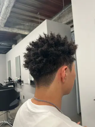 パーマ メンズ neuer bar ber虎太郎のヘアスタイル