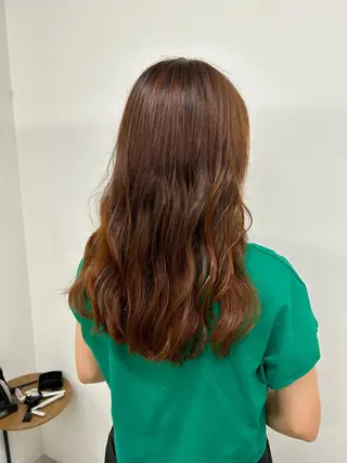 ロング カラー pele 梅田　annex所属・PELEハイトーン shinobuのヘアスタイル